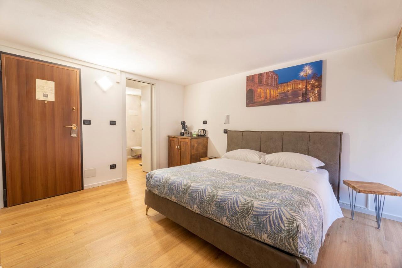 Hotel Aurelia Luxury - Piazza Delle Erbe Verona Exteriér fotografie
